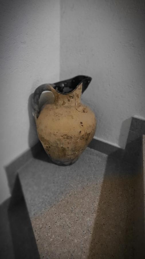 Franceska Apartmani Cres Buitenkant foto