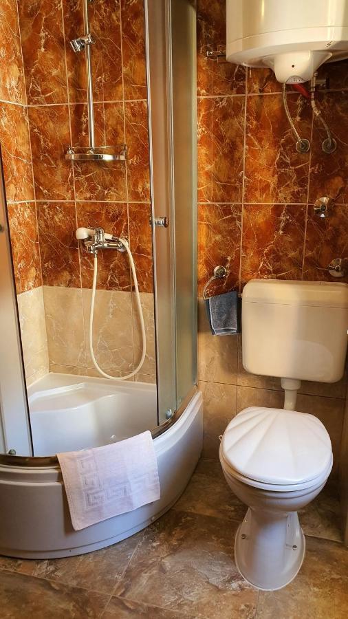 Franceska Apartmani Cres Buitenkant foto