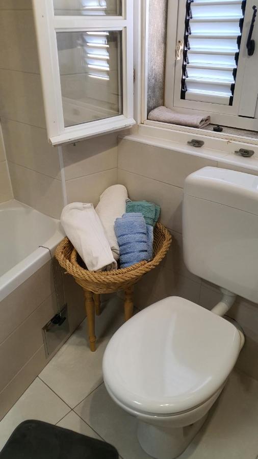 Franceska Apartmani Cres Buitenkant foto