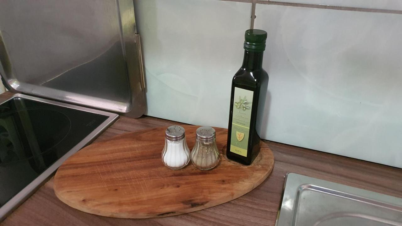 Franceska Apartmani Cres Buitenkant foto