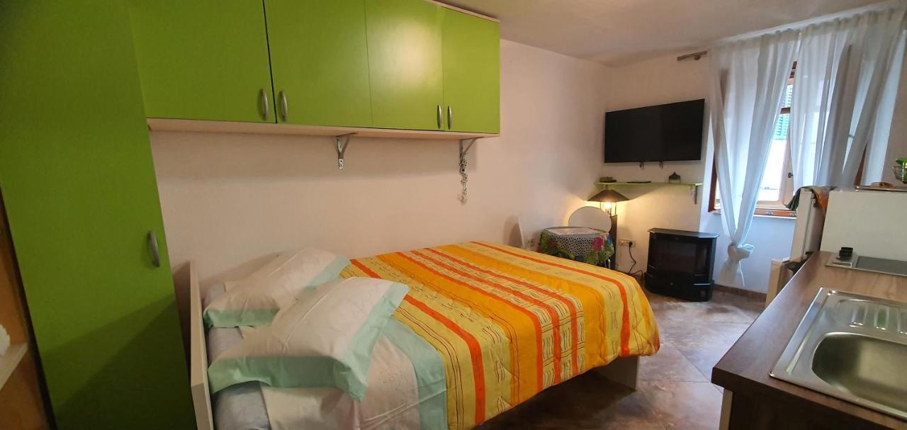 Franceska Apartmani Cres Buitenkant foto